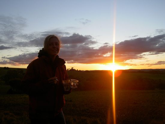 Unser Stellplatz mitten auf dem Weinberg mit obligatorischen Sonnenuntergang