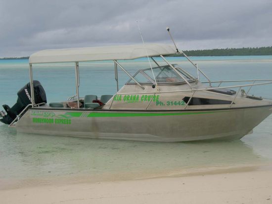 niedliche kleine Maschine. Mit 10 Leuten an Bord, kuschelt man automatisch