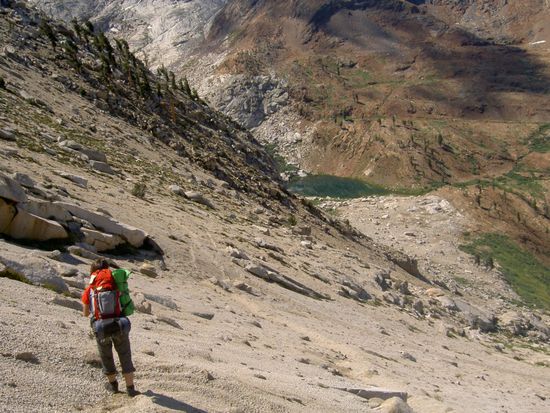 ... oder besser gesagt rutschten wir nur noch runter zum Monarch Lake