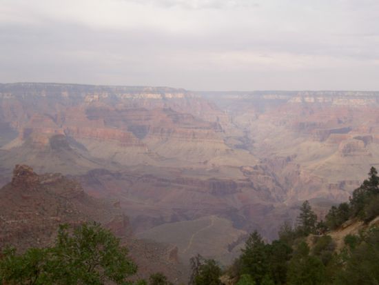 Von der Canyon Kante gings los