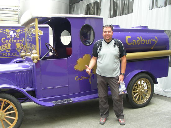 Man beachte den "Mopsbeutel" in Rüdigers linker Hand!