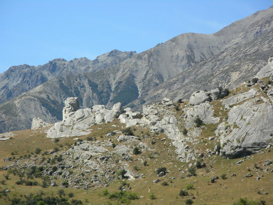 Fotos nur aus dem Auto möglich. Cave Stram SR