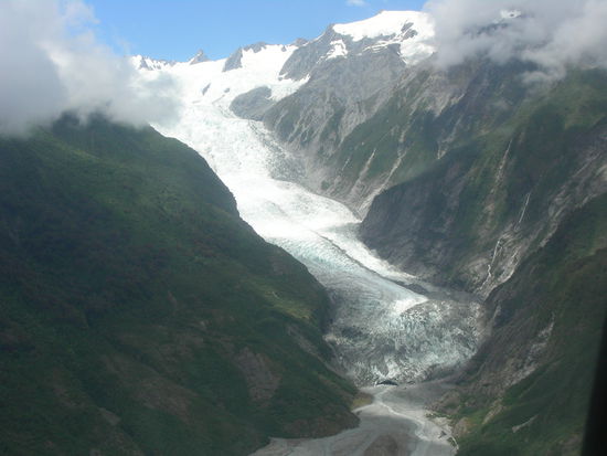 Der Blick aus dem Heli auf den Gletscher in seiner ganzen Schoenheit!