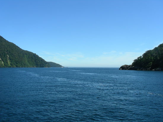 Die offene Tasman Sea - Das Ende des Fjords