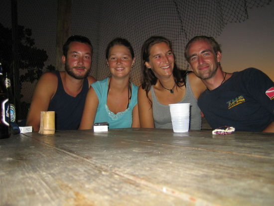 Wir, Sabrina (Freundin von Sebastian) und Sebastian unser Tauchinstructor