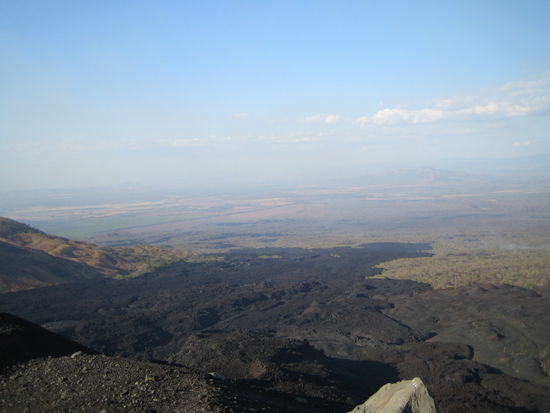 Der erloschene Lavastrom des letzten Ausbruches.