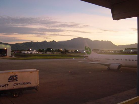 Flughafen Nadj 5h30 AM