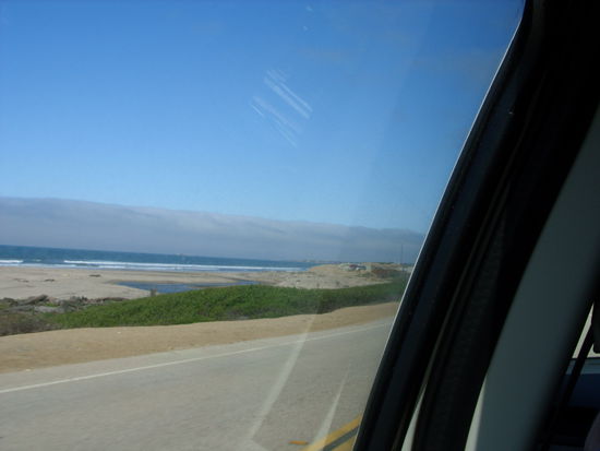 Die Sonne scheint, die Straße ist frei