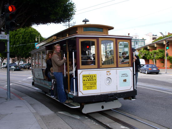 Endlich mal eins der berühmten Cable Cars