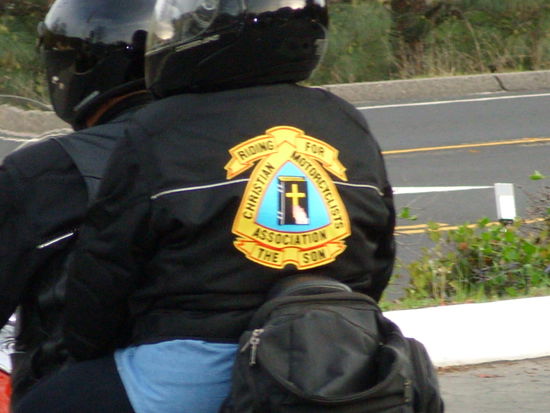 Aber die Wahl der Mitglieder der "Christian Motorcyclists Association" hat uns nicht überzeugt