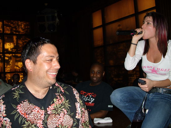 Da freut er sich noch