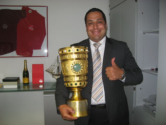 UNFASSBAR!
Alex einer der glücklichen Pokalsieger!