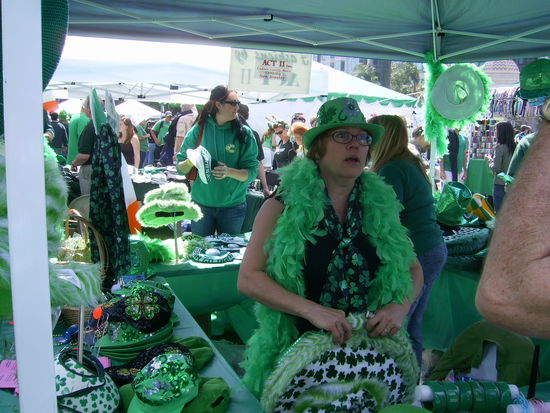 Braucht noch wer was grünes zum Anziehen?