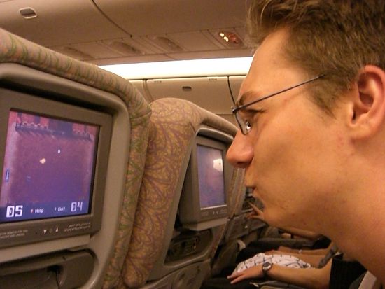 hatten eins der neueren Flugzeuge-fuer Unterhaltung war also gesorgt