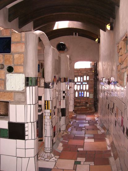 In Kawakawa Hundertwasser Toiletten
