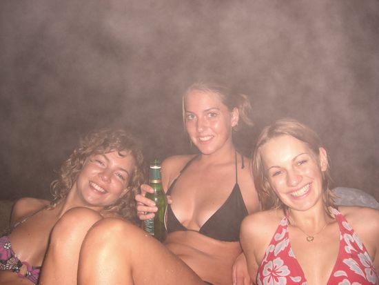 Unser letzter Abend...Sarah, Lena, Rob und ich am Hot Water Beach...