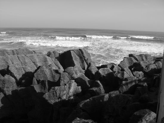 Pancake Rocks...wie diese Formationen entstanden ist, ist den Forschern bisher noch ein raetsel...