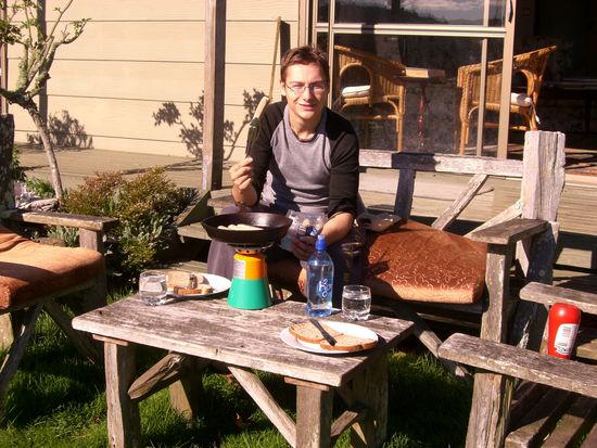 2 tage kein strom gehabt, also gabs mittagessen auf dem gasgrill