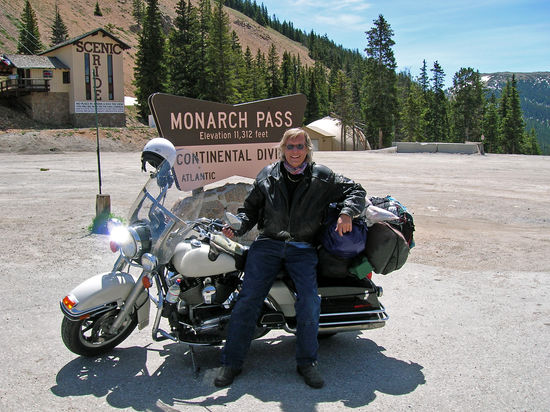 Auf dem 3.448 m hohen Monarch-Pass