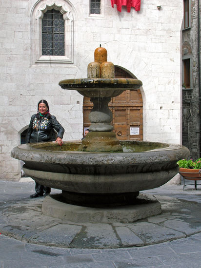 Gubbio - Fontana dei Matti (Brunnen der Verrückten)