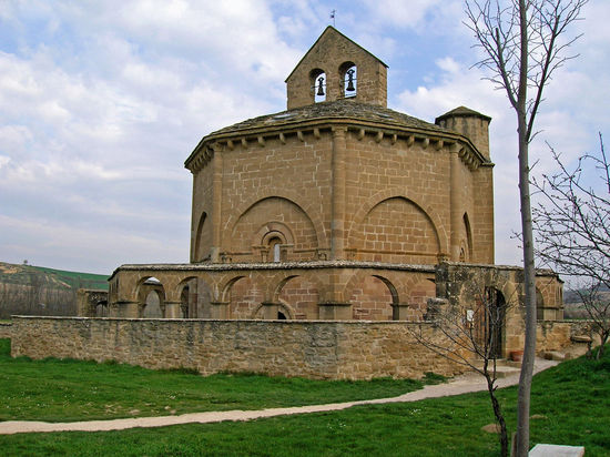 Romanische Kirche (12. Jahrh.)
