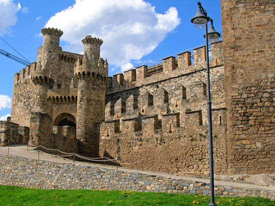 Castillo de Ponferrada - Templerburg aus dem 13. Jahrhundert