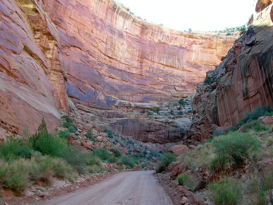 Capitol Gorge - eine wunderschöne, aber nicht asphaltierte Straße im Capitol Reef NP