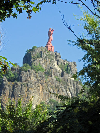 Marienstatue Notre Dame de France - auf dem Rocher Corneille oberhalb von Le Puy en Velay gelegen