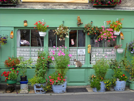 Haus in Sauges - hier können die Pilger des Jakobsweges den Tagesstempel abholen