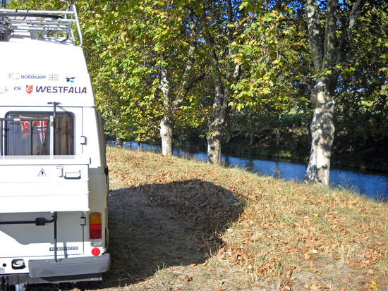 Auch hier ein wunderschöner Übernachtungsplatz am Canal du Midi. Dieser ist UNESCO Weltkulturerbe!