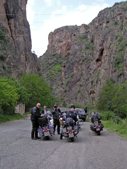 Schlucht an der Grenze zum Irak