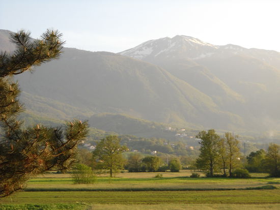 San Massimo - Monti del Matesse - Blick auf den Monte Miletto 2.050 m
von unserem Hotelzimmer aus