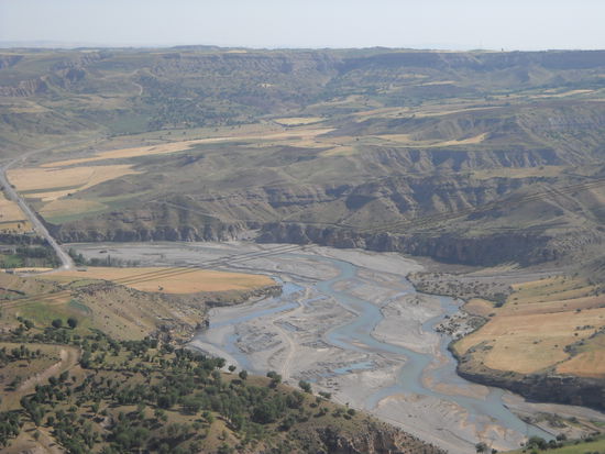 Blick auf den Fluss Cendere Suyu, den antiken Chabinas.