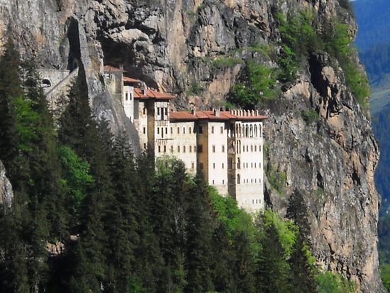 Das Sumela-Kloster wird auch Mutter-Maria-Kloster genannt.