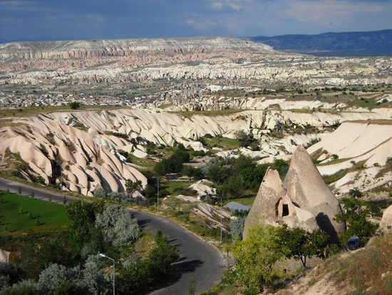 Über Kayseri kommen wir nach Uchisar, Kappadokien.
