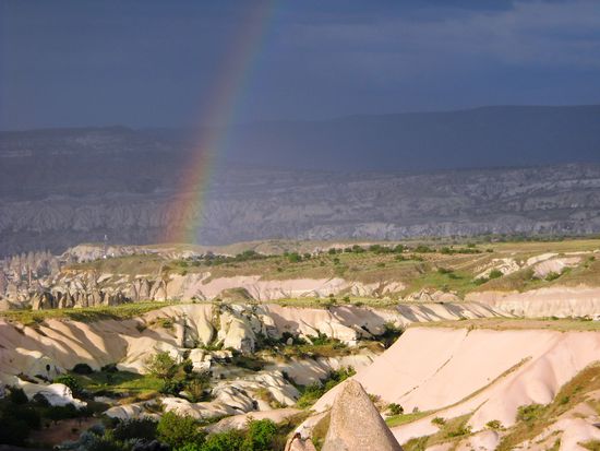 Von unserer Terrasse sahen wir diesen schönen Regenbogen ...