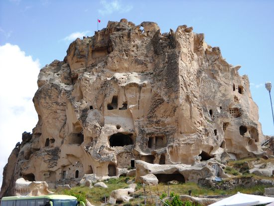 Die Zitadelle von Uchisar. Man kann ganz hinaufsteigen, was Rolf natürlich getan hat.