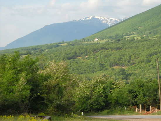 Über den einzigen Pass, der den Kosovo mit Montenegro verbindet, gelangten wir nach Rozaje.