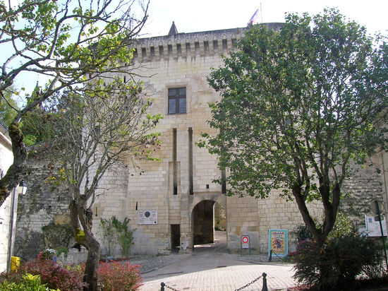 Die Oberstadt von Loches betritt man durch das Port Royal.