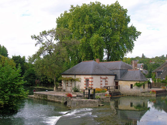 Ein Ort der Ruhe - alte Mühle am Indre - in Azay-le-Rideau.