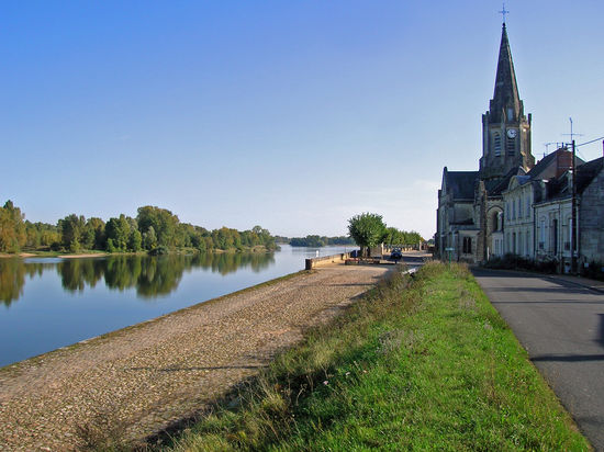 Brehemont - einer der malerischen Orte am Loire-Deich.