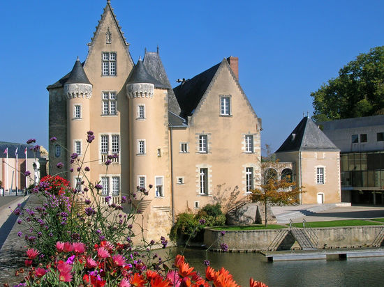 La Fleche - Chateau des Carmes (ehemaliges Schloss der Karmeliter, heute ein Teil des Rathauses)