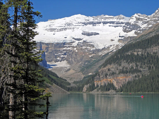 Banff NP - Lake Louise - Blick auf Mount Temple, 3.543 m