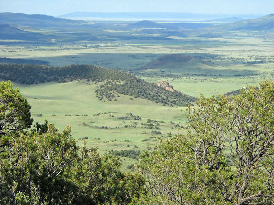 Capulin Volcano NM - Blick vom Vulkan in die umliegende Landschaft.