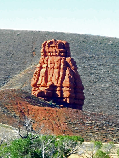 Big Horn Scenic Byway (US HW 14) - hier der Eulenfelsen bei Shell.
