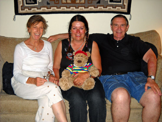 Ginny, Uschi und Pete - und natürlich das Maskottchen (Bär) P.J.