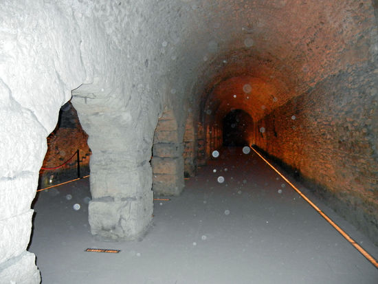 Aosta - Die Funktions dieses unterirdischen Gewölbes ist bis heute unbekannt.