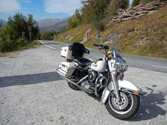 Colle Caprauna, 1.375 m, der das Tanaro-Tal mit dem Pennavaira-Tal verbindet
