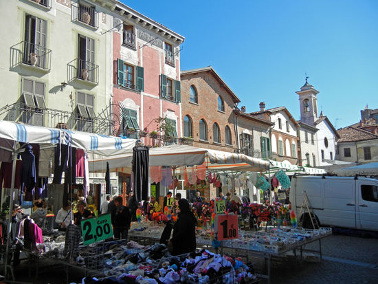 Millesimo im Bormida-Tal - Markt