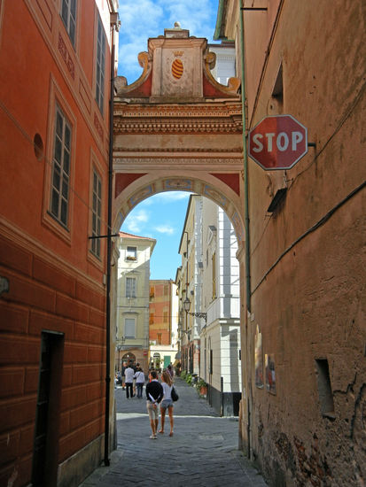 Finalborgo -  Der Borgo ist eines der wenigen Dörfer, die 2008 in die erlesene Gruppe der "schönsten Dörfer Italiens" aufgenommen wurde.